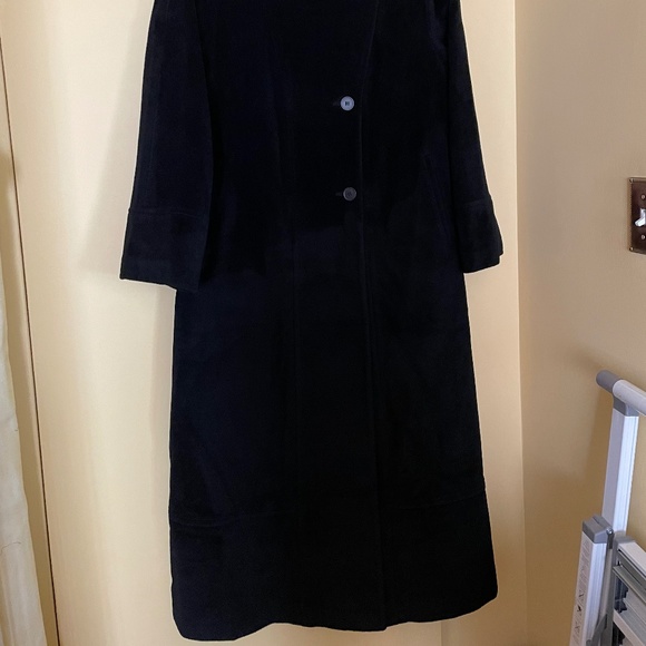 Women's WOOL coat (made in CANADA) - Picture 2 of 15